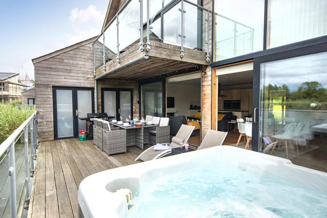 Waters Edge 04, Waterside Lodge P South Cerney Ngoại thất bức ảnh